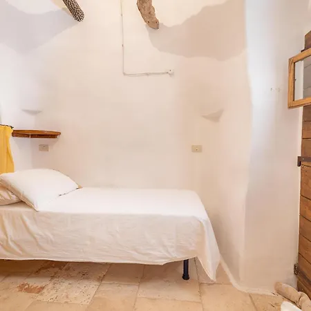 Holiday home Trullo Sophie *